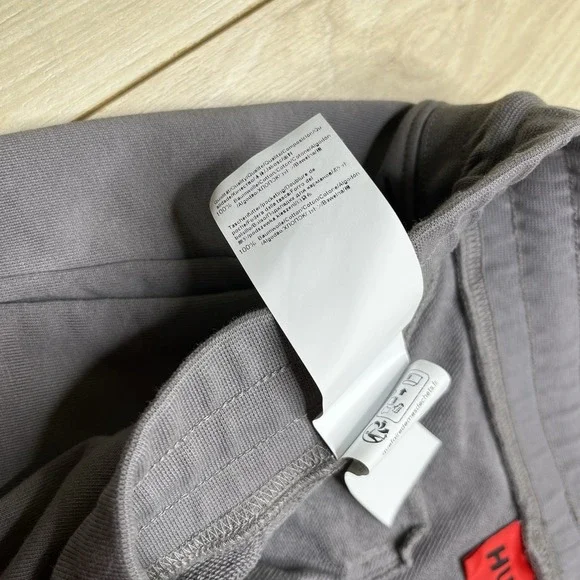 Hugo Boss Terry Knit Logo Sweatpants Joggers Mens XL Gray Tapered Cotton - Picture 7 of 14